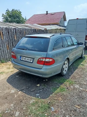 Mercedes-Benz E 220, снимка 2