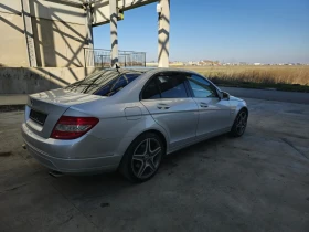 Mercedes-Benz C 320, снимка 6