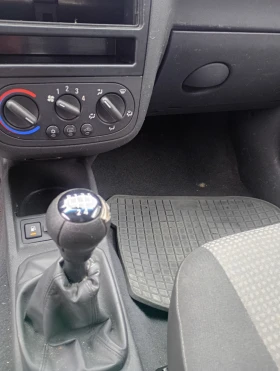 Opel Combo Като ново - 2000 € / 3911.66 лв. - 57195628 9