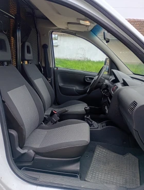 Opel Combo Като ново - 2000 € / 3911.66 лв. - 57195628 7