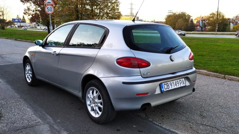 Alfa Romeo 147 Twin spark, снимка 8 - Автомобили и джипове - 47737343