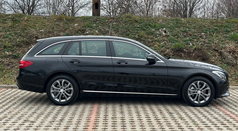 Mercedes-Benz C 220 d* 4MATIC* 9GTRONIC* ВНОС ШВЕЙЦАРИЯ, снимка 8 - Автомобили и джипове - 48249434