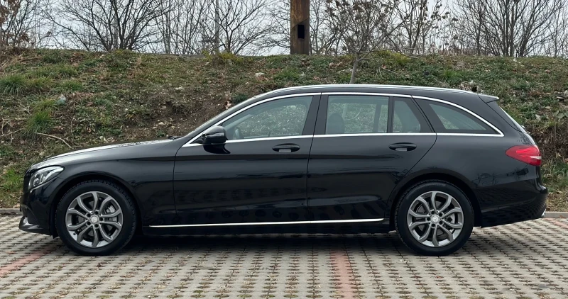 Mercedes-Benz C 220 d* 4MATIC* 9GTRONIC* ВНОС ШВЕЙЦАРИЯ, снимка 4 - Автомобили и джипове - 48249434