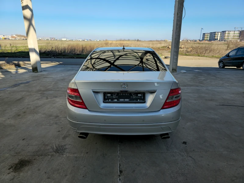 Mercedes-Benz C 320, снимка 8 - Автомобили и джипове - 48715813