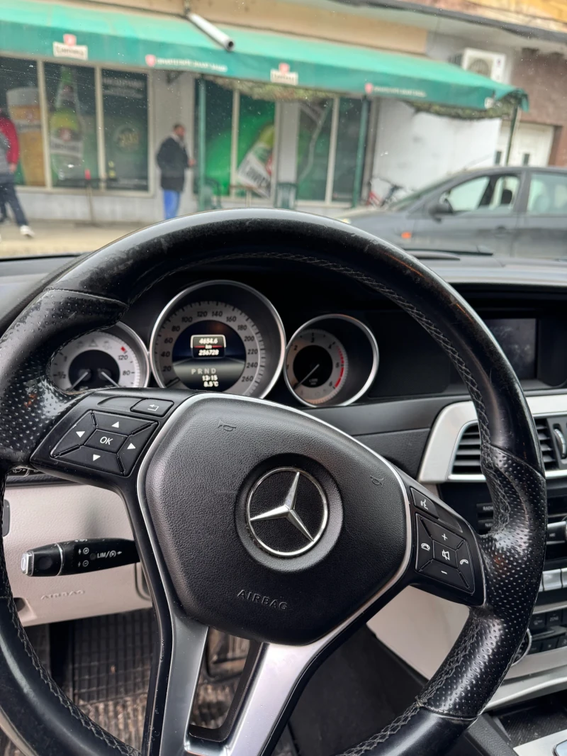 Mercedes-Benz C 200 CDI, снимка 3 - Автомобили и джипове - 48954793