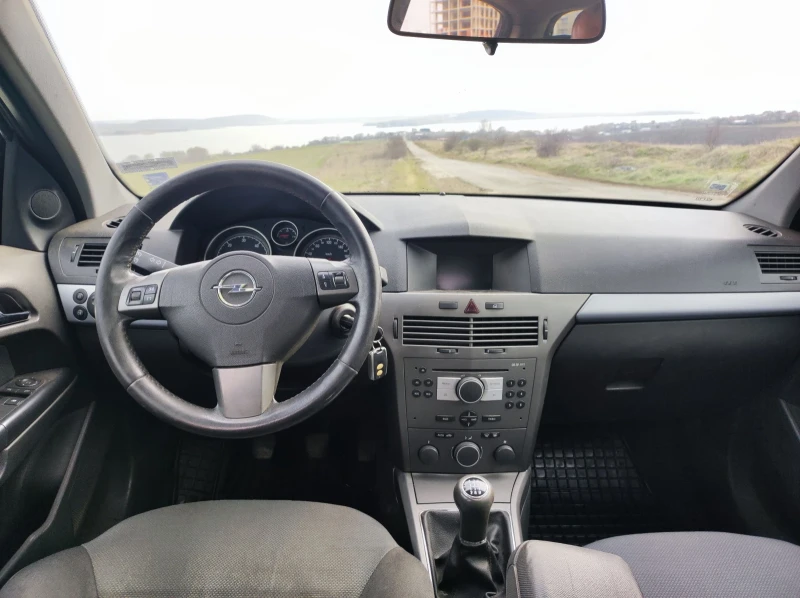 Opel Astra Н, снимка 2 - Автомобили и джипове - 49461469