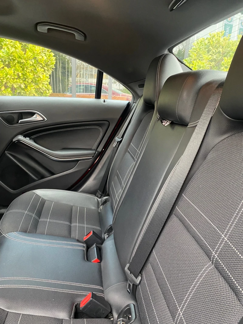 Mercedes-Benz CLA 220 ПАНОРАМА, подгрев, регистриран, снимка 5 - Автомобили и джипове - 52965558