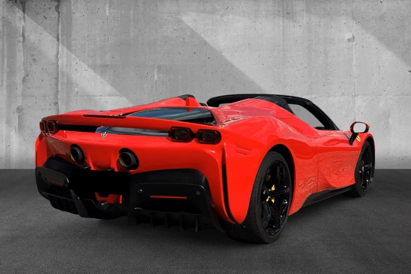 Ferrari SF 90 Spider, снимка 4 - Автомобили и джипове - 52290837