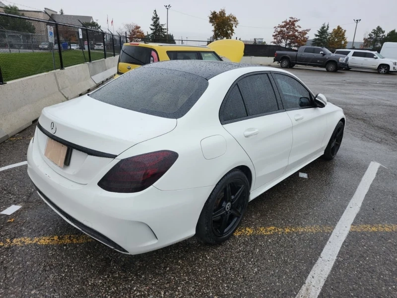 Mercedes-Benz C 300 * CARFAX * ФИНАНСИРАНЕ , снимка 3 - Автомобили и джипове - 52744918