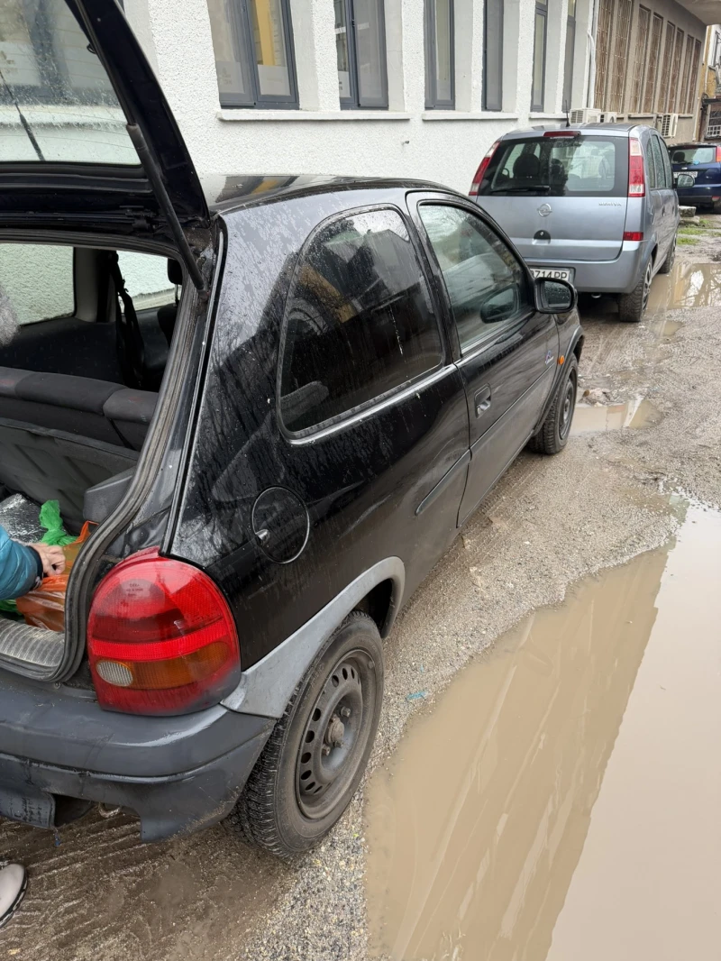 Opel Corsa 1.1, снимка 7 - Автомобили и джипове - 53371678