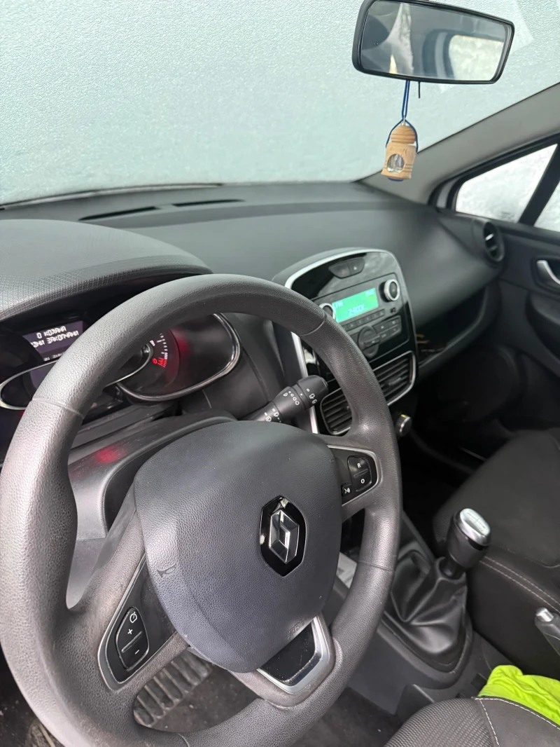 Renault Clio 1.5 dci, снимка 3 - Автомобили и джипове - 53575088