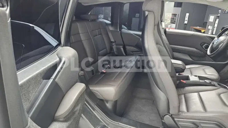 BMW i3, снимка 9 - Автомобили и джипове - 54322281