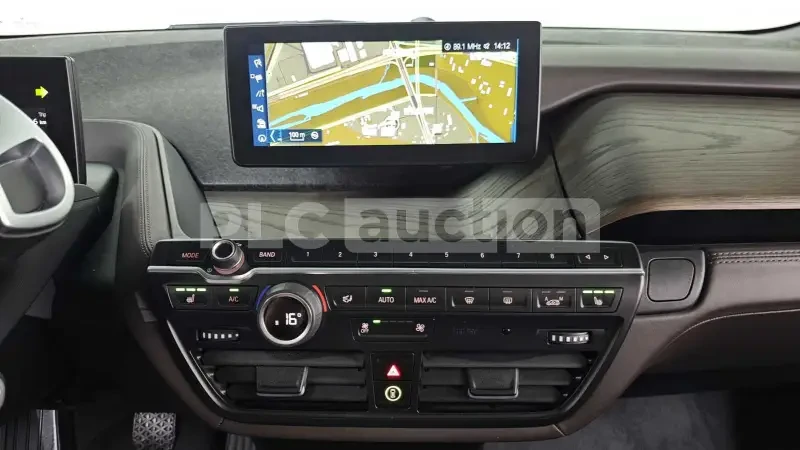 BMW i3, снимка 7 - Автомобили и джипове - 54322281