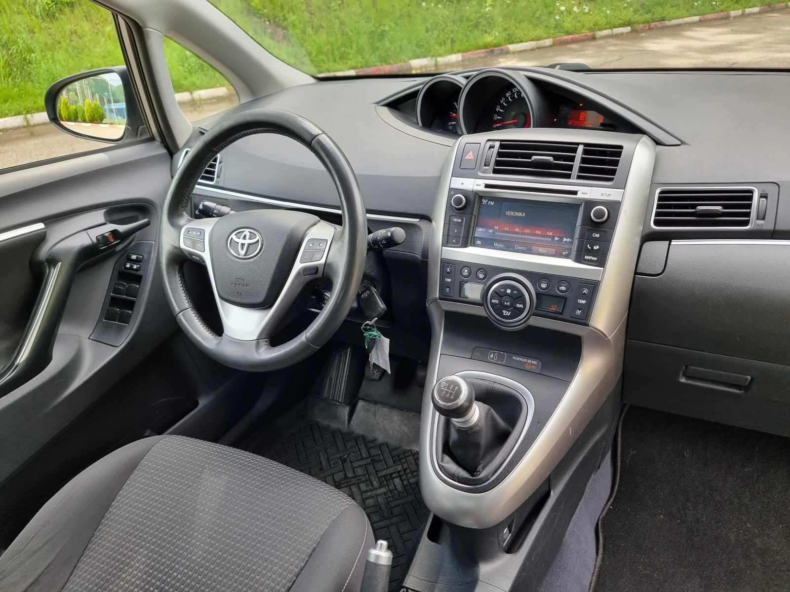 Toyota Verso 1.6 Navig/Klimatron/7mesta - изображение 10