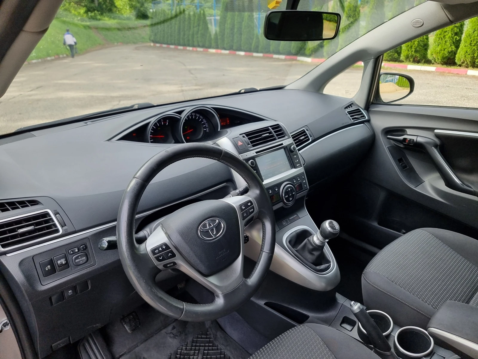 Toyota Verso 1.6 Navig/Klimatron/7mesta - изображение 9