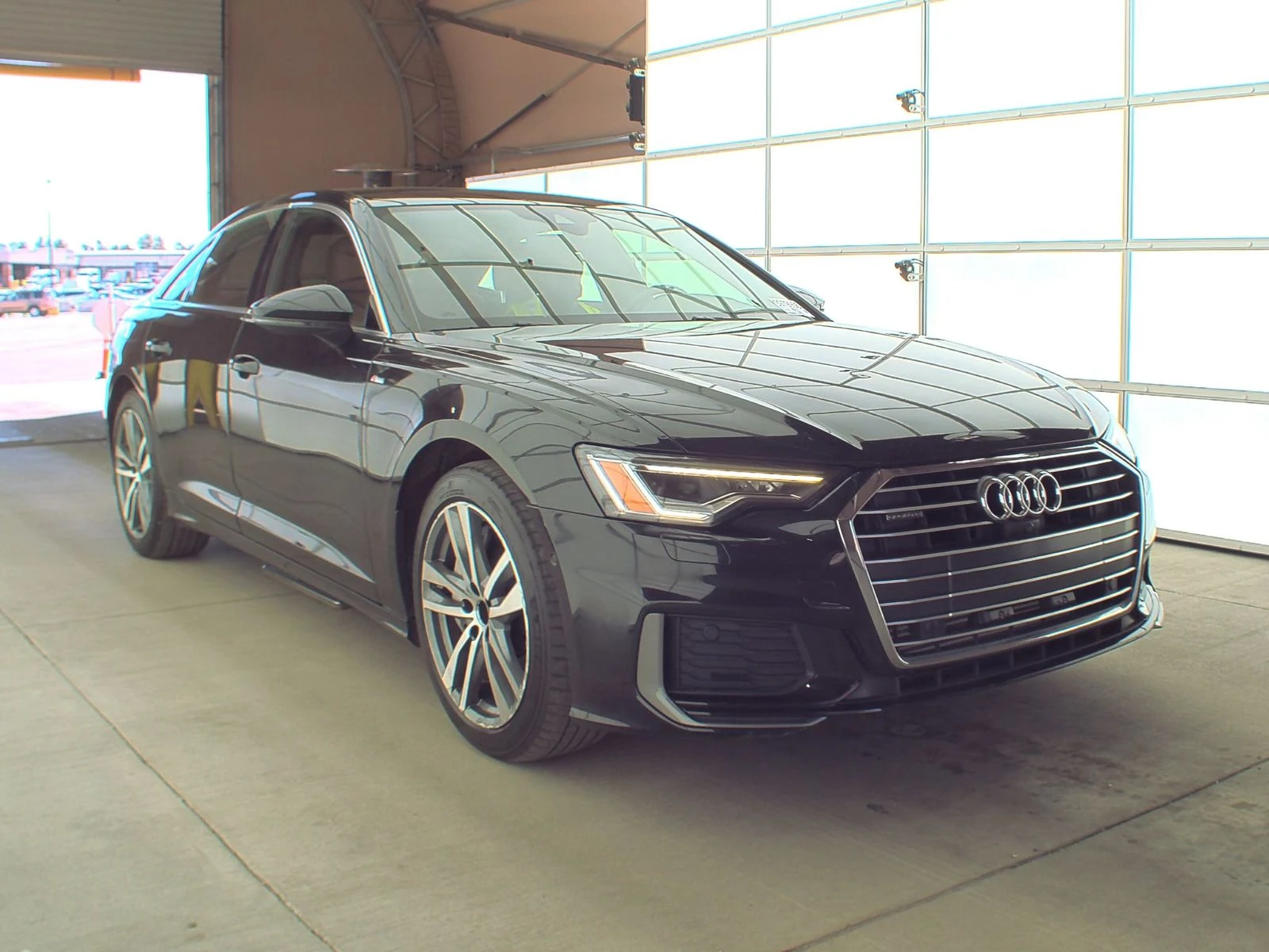 Audi A6 2019* VIRTUAL* MATRIX* 360* B&O* KEYLESS* 103 000К - изображение 3
