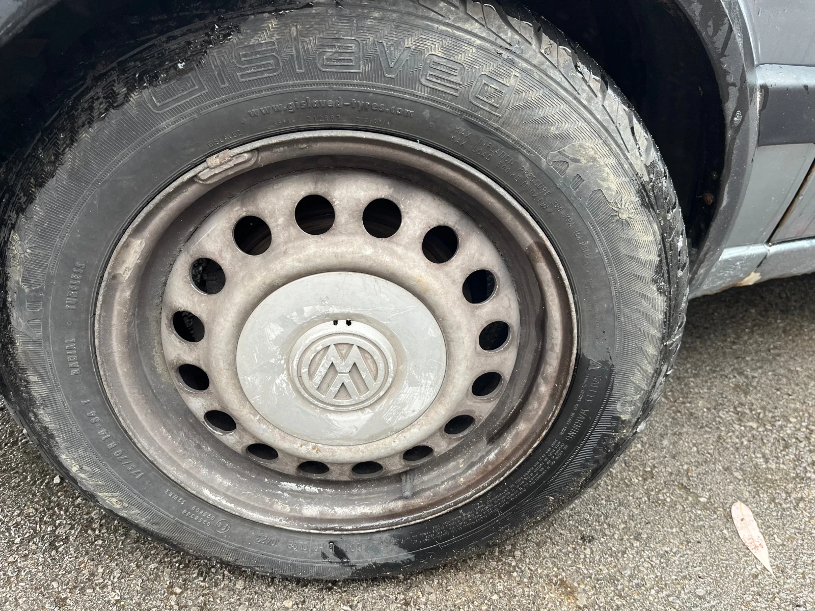 VW Golf 1.6 75к.с. с АГУ - изображение 10