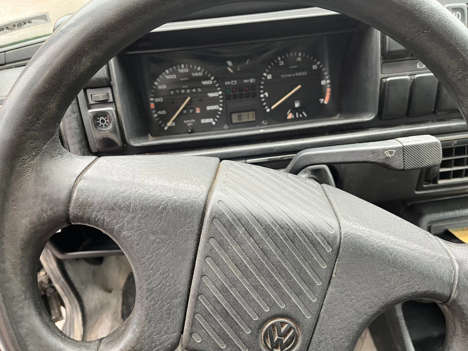 VW Golf 1.6 75к.с. с АГУ - изображение 7