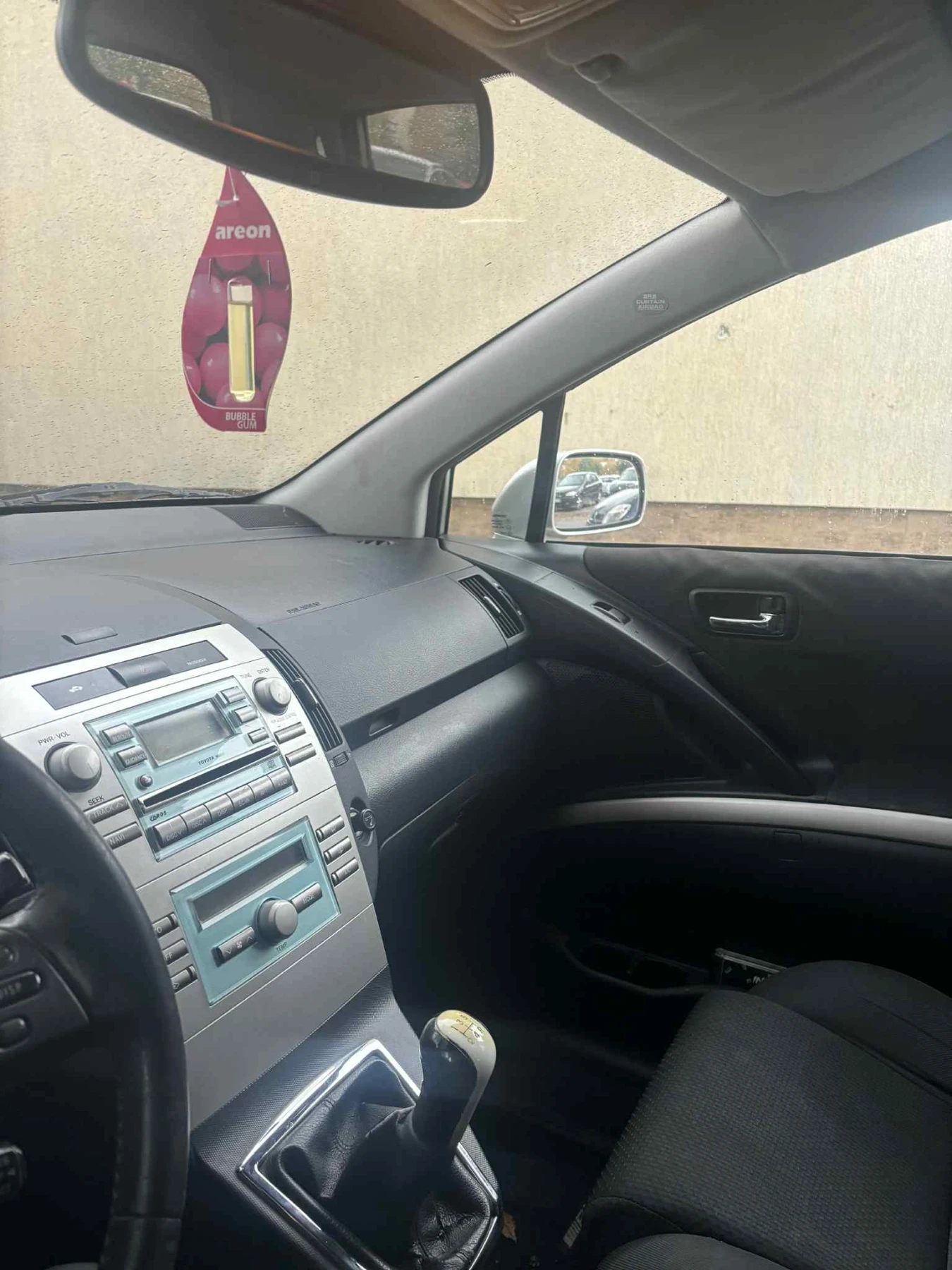 Toyota Corolla verso  - изображение 5