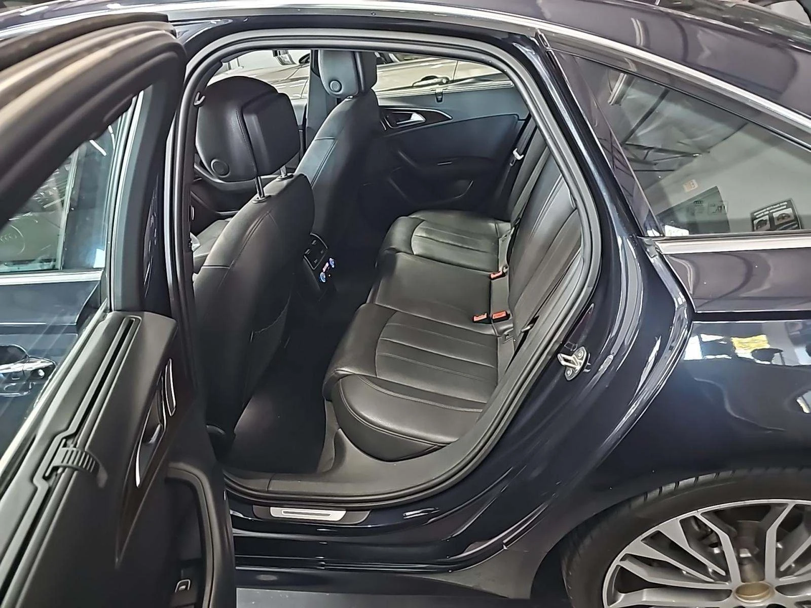 Audi A6 PRESTIGE* MATRIX* HEADUP* * KEYLESS* 2  | Mobile.bg   11