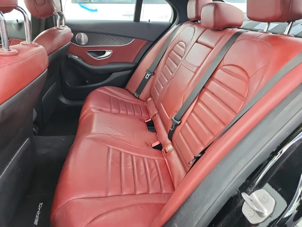 Mercedes-Benz C 43 AMG * АВТО КРЕДИТ* ЦЕНА ДО БГ * СЕРВИЗНА ИСТОРИЯ *  - изображение 9