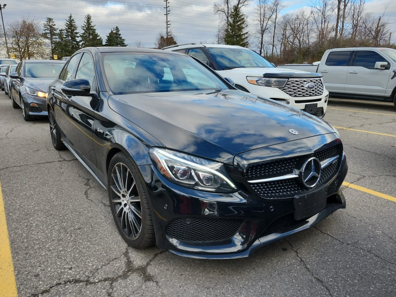 Mercedes-Benz C 43 AMG * АВТО КРЕДИТ* ЦЕНА ДО БГ * СЕРВИЗНА ИСТОРИЯ *  - изображение 2