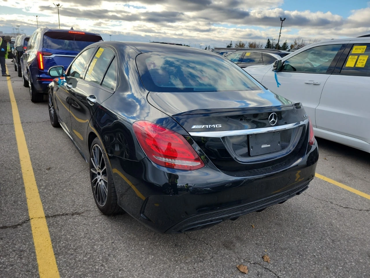 Mercedes-Benz C 43 AMG * АВТО КРЕДИТ* ЦЕНА ДО БГ * СЕРВИЗНА ИСТОРИЯ *  - изображение 3