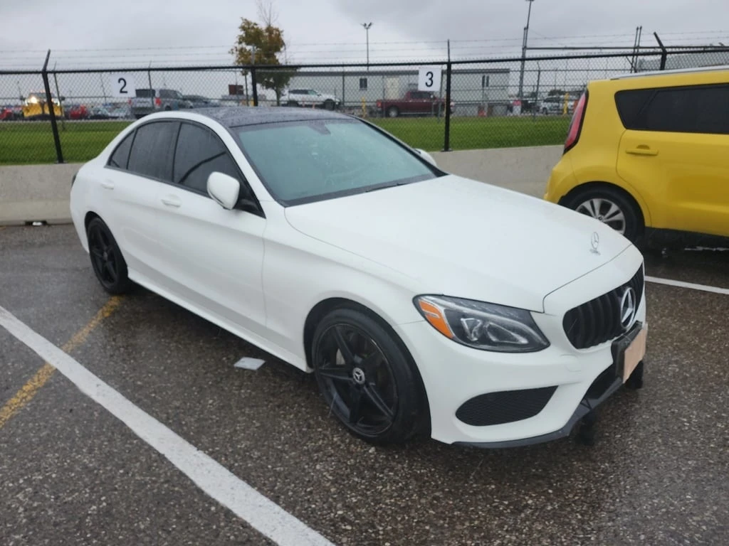 Mercedes-Benz C 300 * CARFAX * ФИНАНСИРАНЕ  - изображение 2