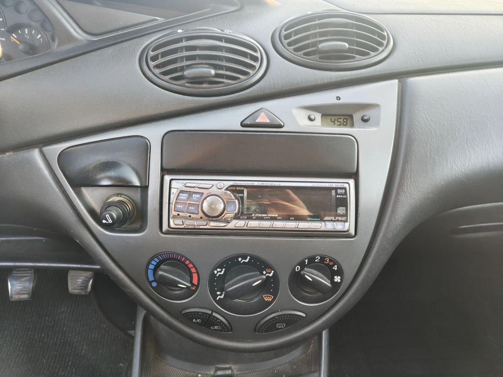 Ford Focus 1.8 | Mobile.bg � ����������� 8