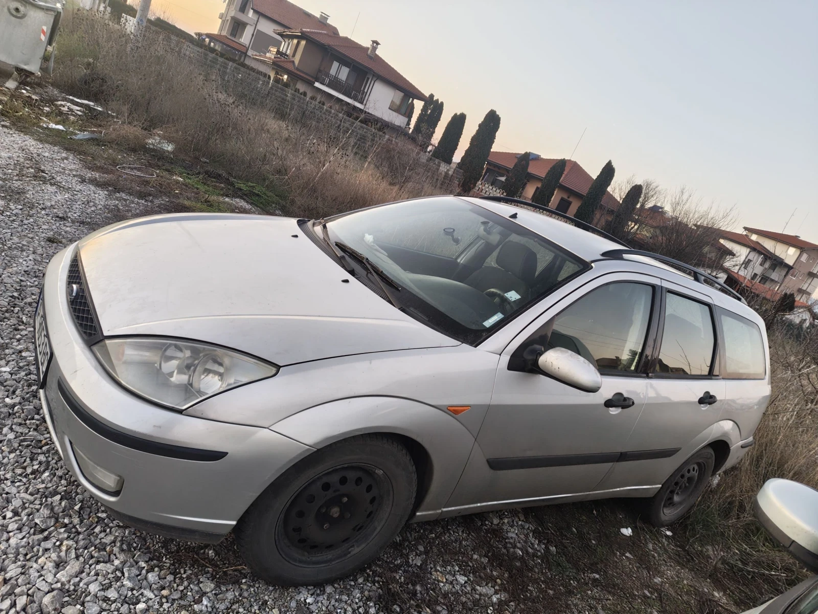 Ford Focus 1.8 - изображение 3
