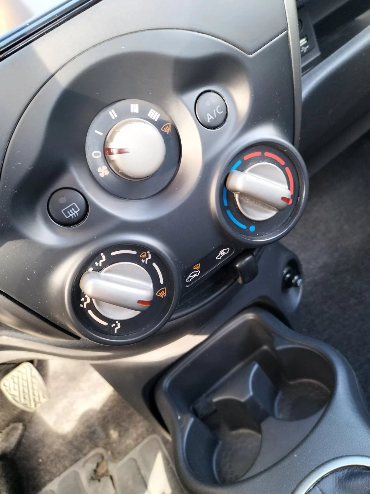 Nissan Micra  - изображение 4