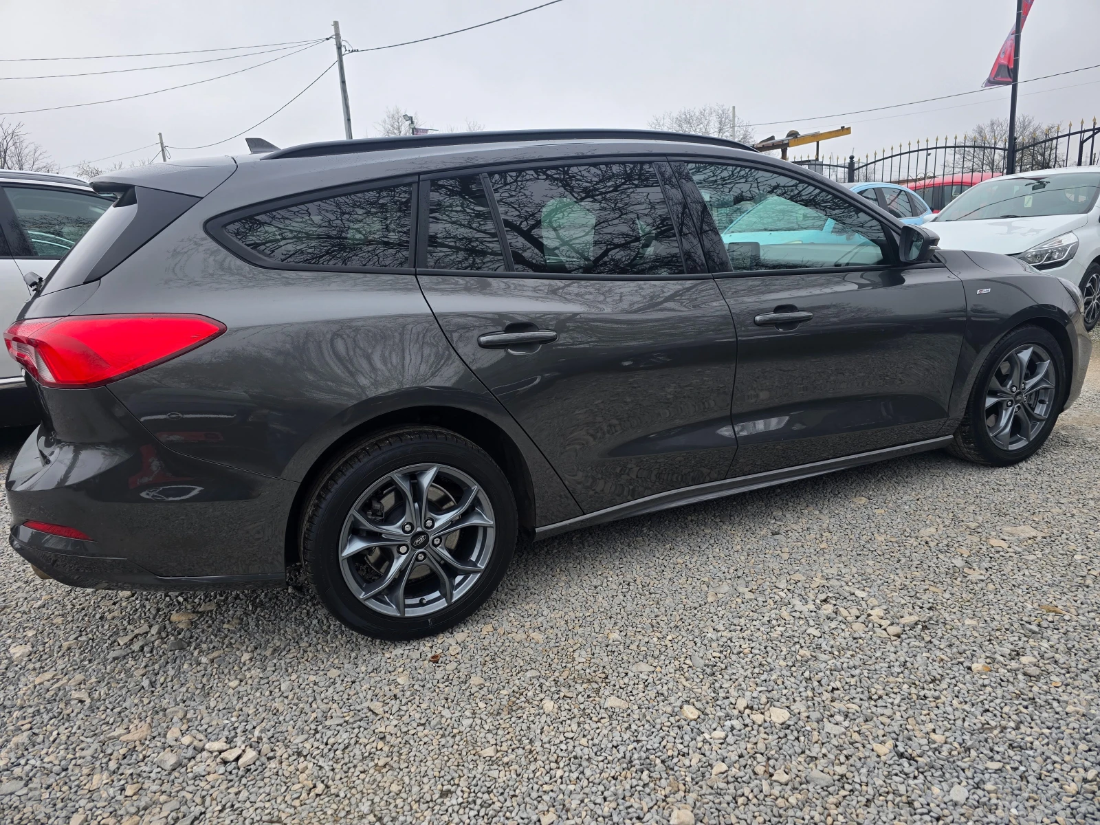 Ford Focus 1.5TDCI-ST-LINE-ЕВРО 6В-АВТОМАТИК-НАВИГАЦИЯ - изображение 6