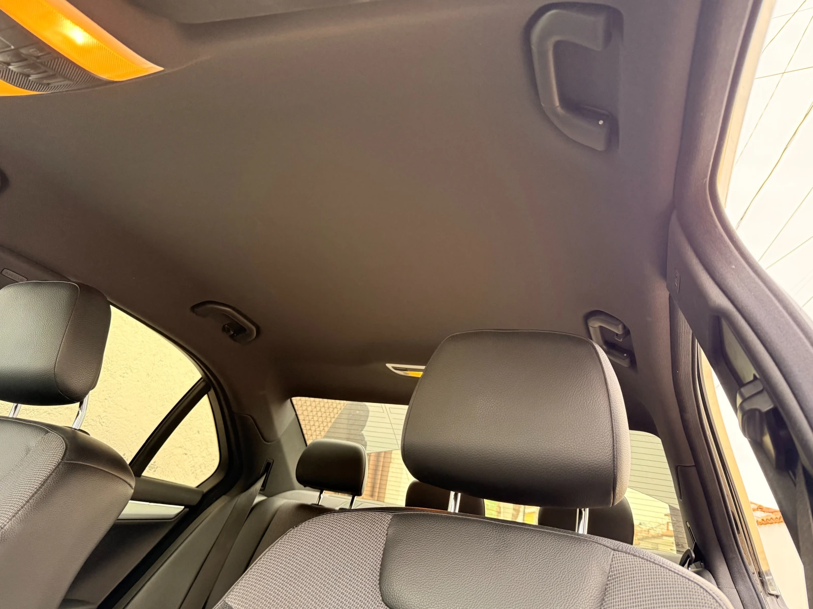 Mercedes-Benz C 200, снимка 13 - Автомобили и джипове - 54031625