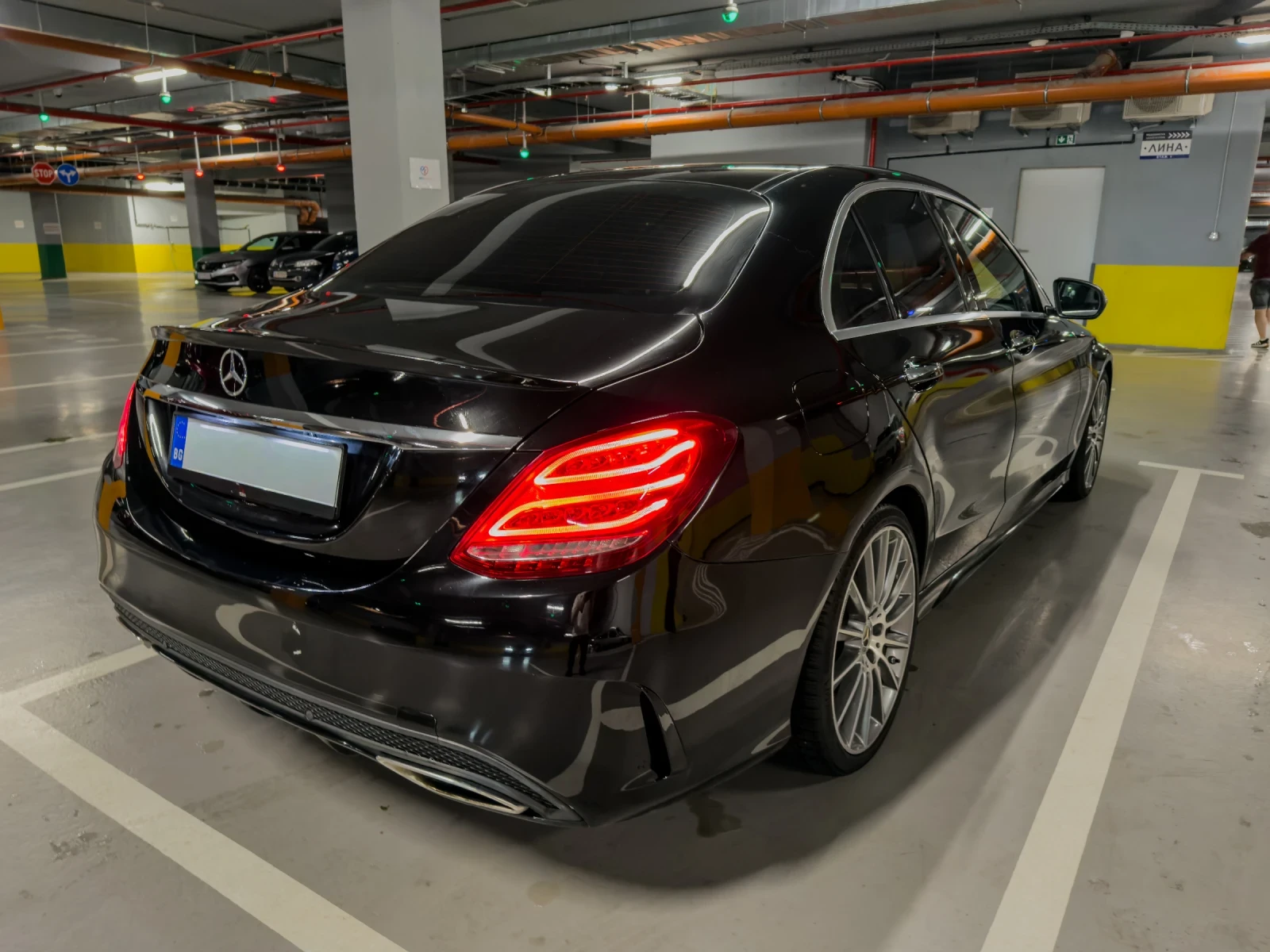 Mercedes-Benz C 300 Amg pack, снимка 3 - Автомобили и джипове - 54623731