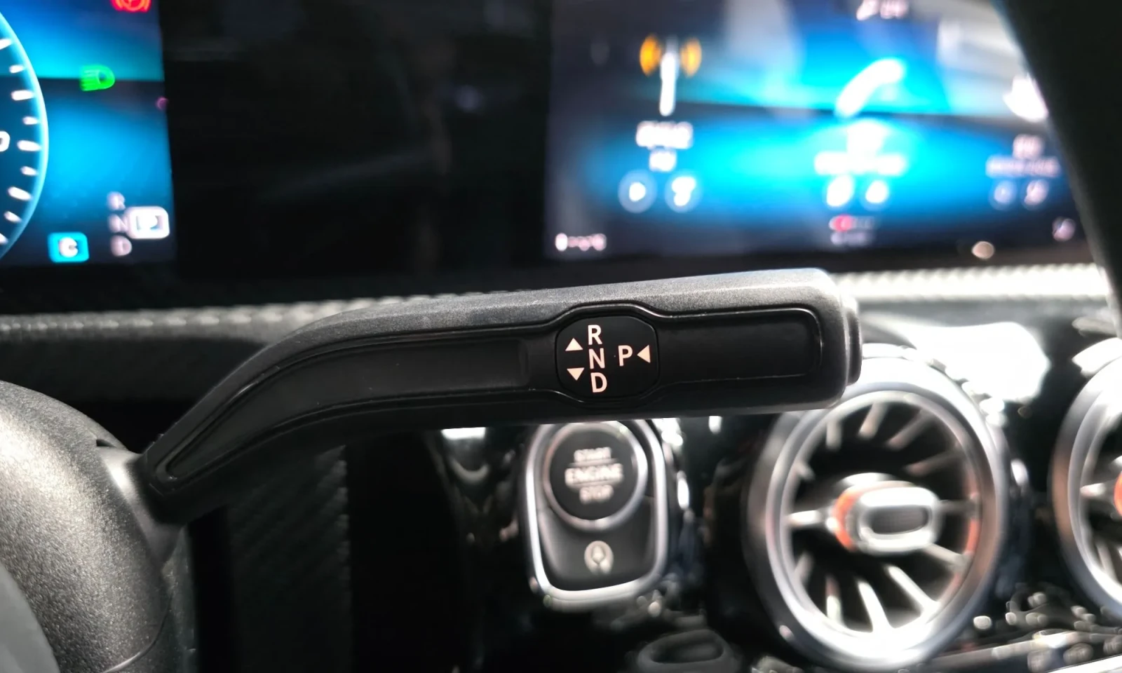 Mercedes-Benz A 220 2.0 W177 Sedan , снимка 10 - Автомобили и джипове - 54924716