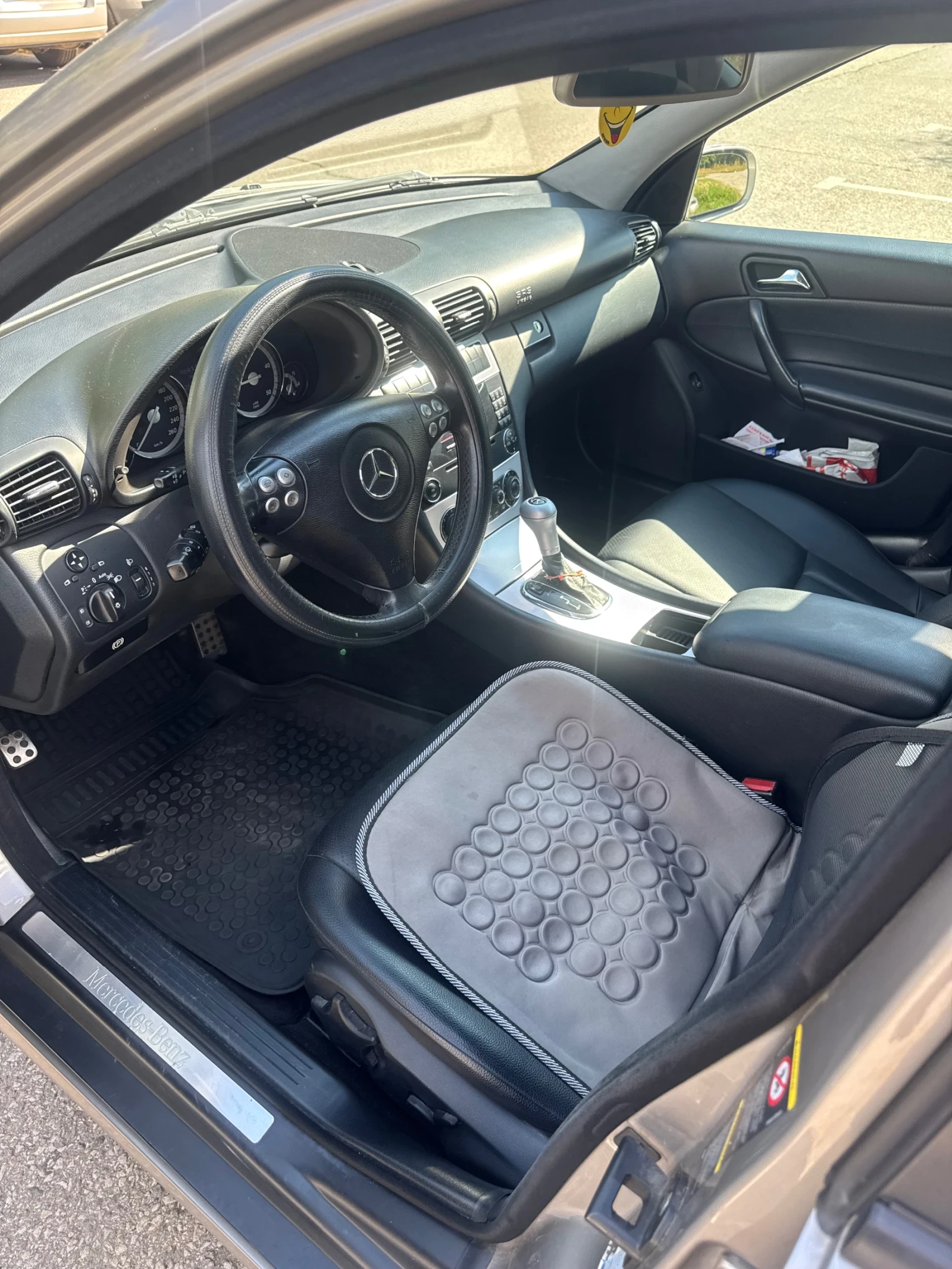 Mercedes-Benz C 220, снимка 7 - Автомобили и джипове - 55163118