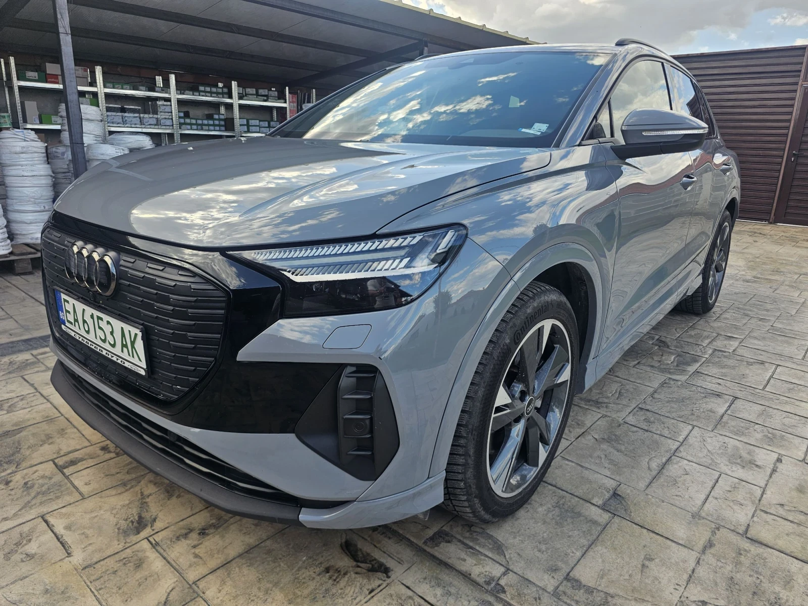 Audi E-Tron, снимка 12 - Автомобили и джипове - 55416341