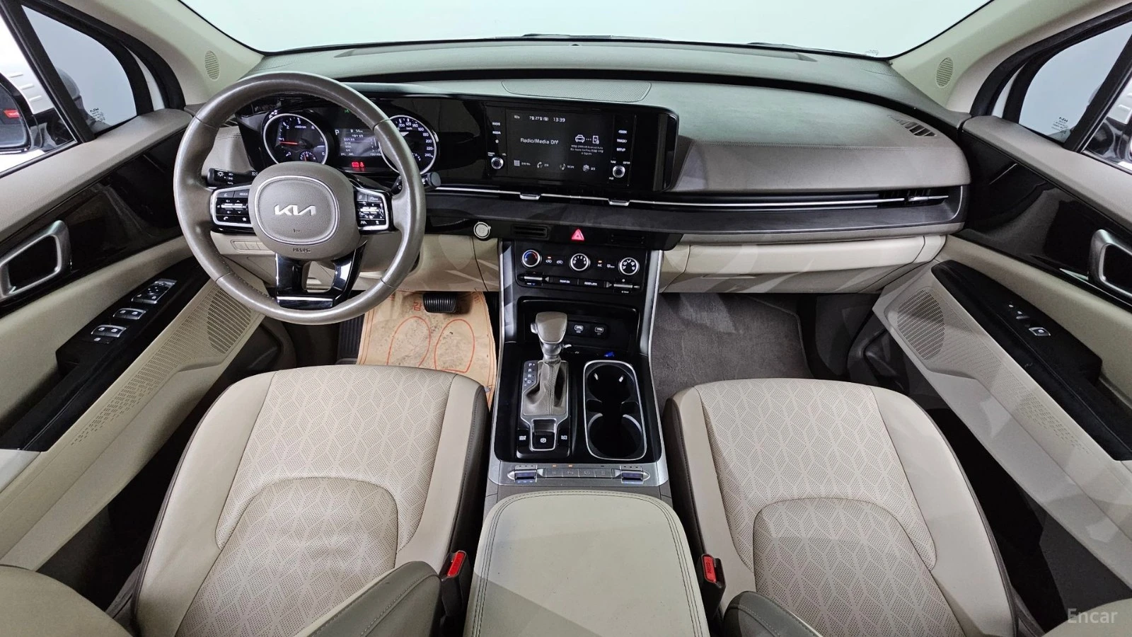 Kia Carnival Prestige* DISTRONIC* ОБДУХВАНЕ* КАМЕРА* 9МЕСТЕН* , снимка 5 - Автомобили и джипове - 55513162