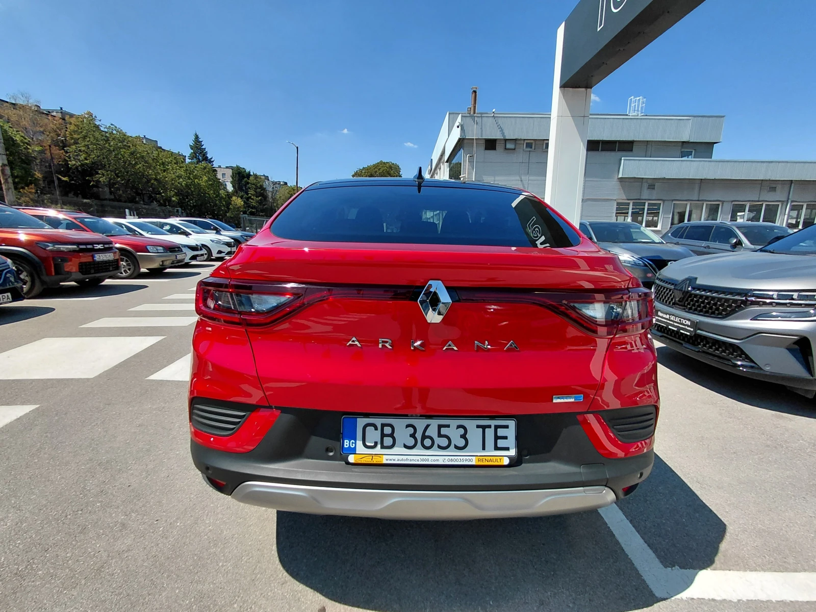 Renault Arkana 1.6 E-Tech Full Hybrid 145, снимка 6 - Автомобили и джипове - 55628854