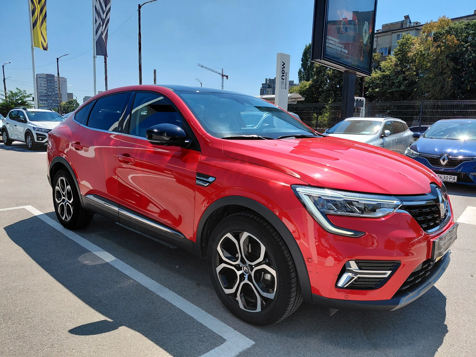 Renault Arkana 1.6 E-Tech Full Hybrid 145, снимка 3 - Автомобили и джипове - 55628854