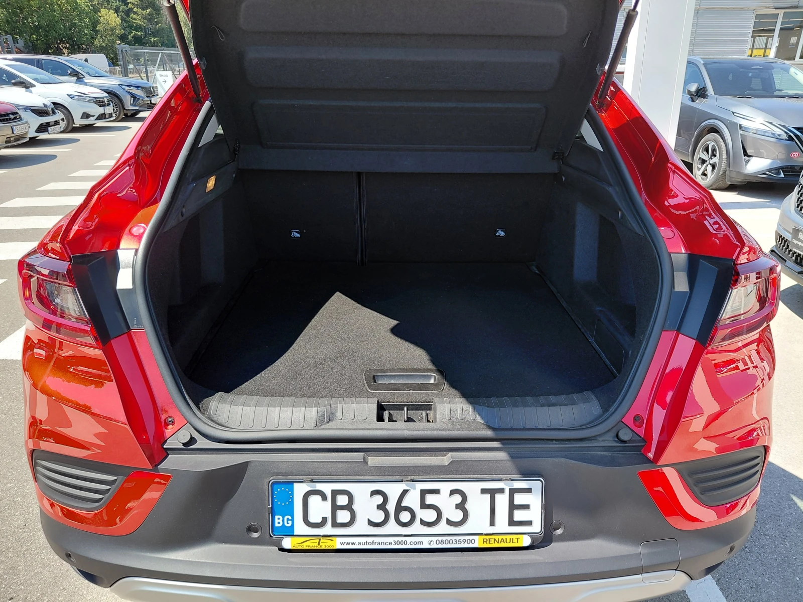 Renault Arkana 1.6 E-Tech Full Hybrid 145, снимка 16 - Автомобили и джипове - 55628854