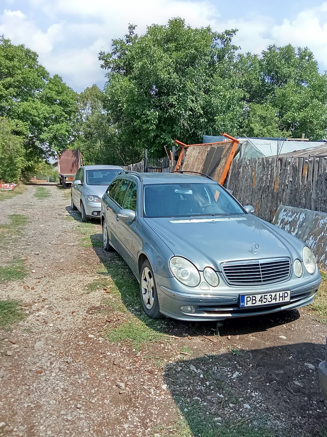Mercedes-Benz E 220