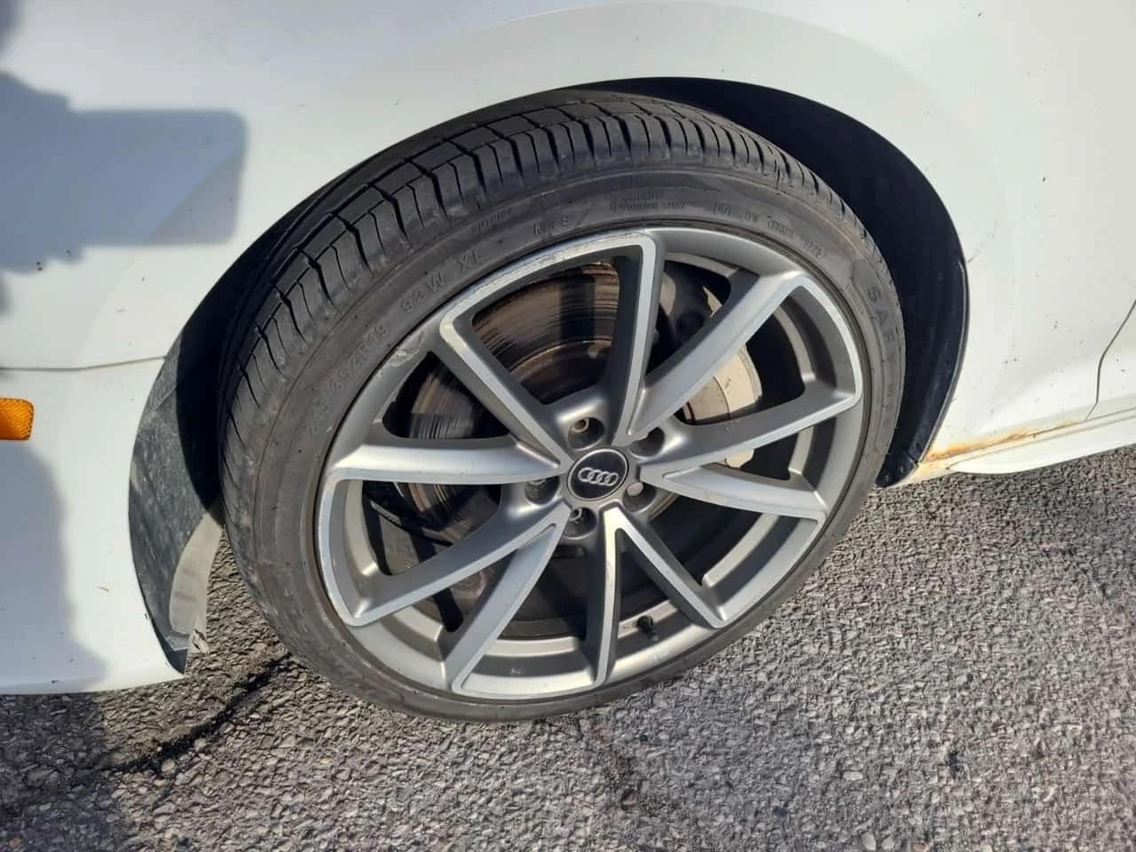 Audi A4 * 4dr Sdn Auto Quattro Progressiv * CARFAX *  | Mobile.bg � ����������� 4