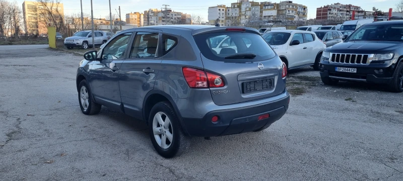 Nissan Qashqai 2.0TDI 4X4 ITALY, снимка 7 - Автомобили и джипове - 48418740