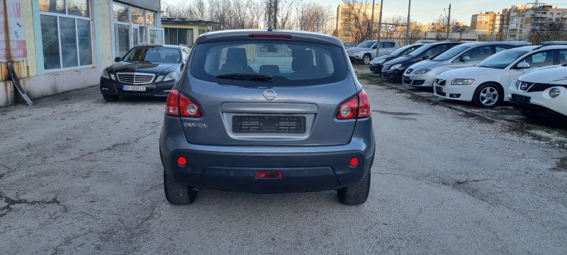 Nissan Qashqai 2.0TDI 4X4 ITALY, снимка 6 - Автомобили и джипове - 49470854