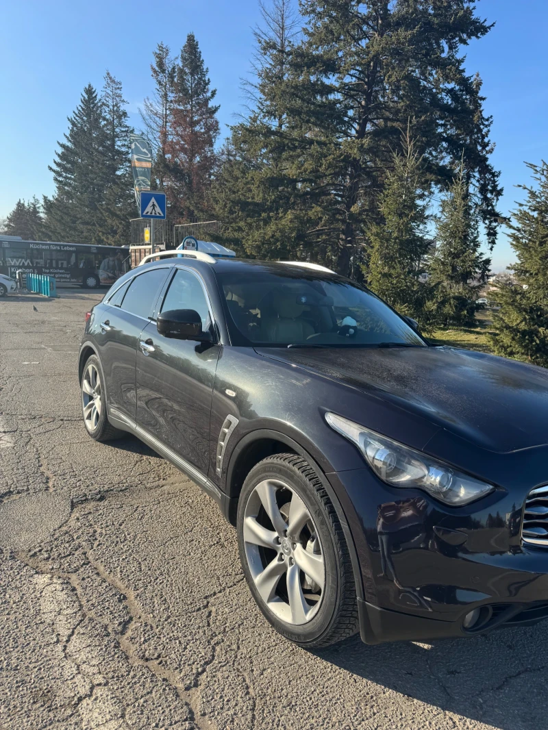 Infiniti Fx 30 D S, снимка 2 - Автомобили и джипове - 49392354