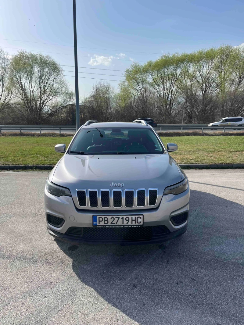 Jeep Cherokee, снимка 3 - Автомобили и джипове - 49485879