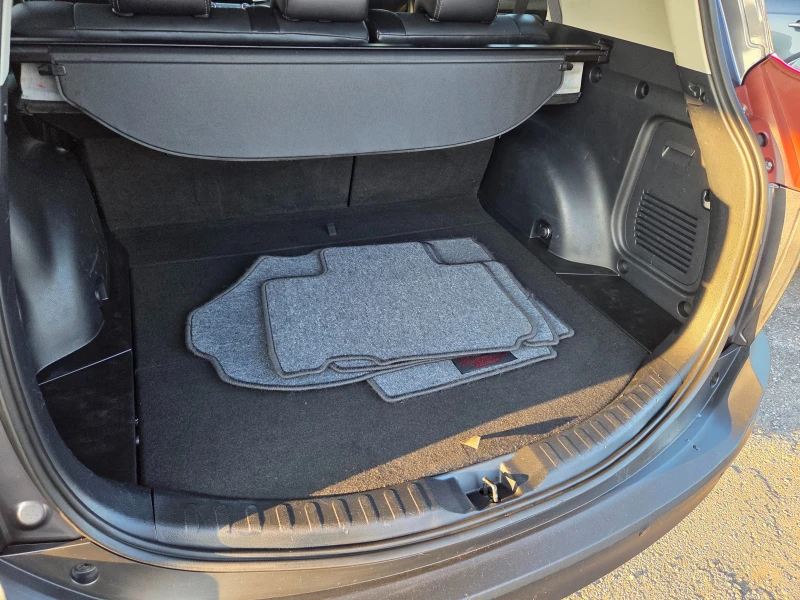 Toyota Rav4 2.0 i AUTOMAT, снимка 6 - Автомобили и джипове - 52991864