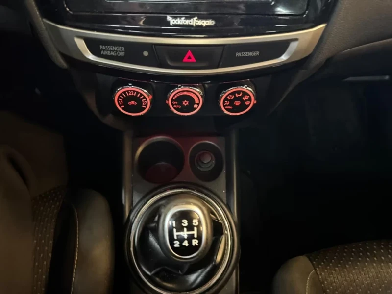 Mitsubishi ASX 1.6 b Diamant Edition 117ps 2WD, снимка 11 - Автомобили и джипове - 53128534