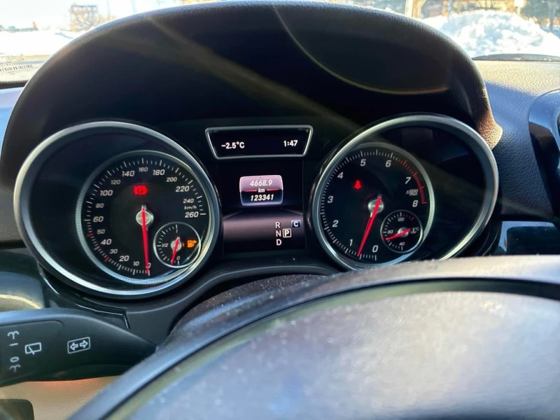 Mercedes-Benz GLE * 400 * CARFAX * ДВА КЛЮЧА* 360 КАМЕРИ* , снимка 8 - Автомобили и джипове - 53289519